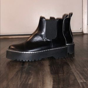 Platform boots